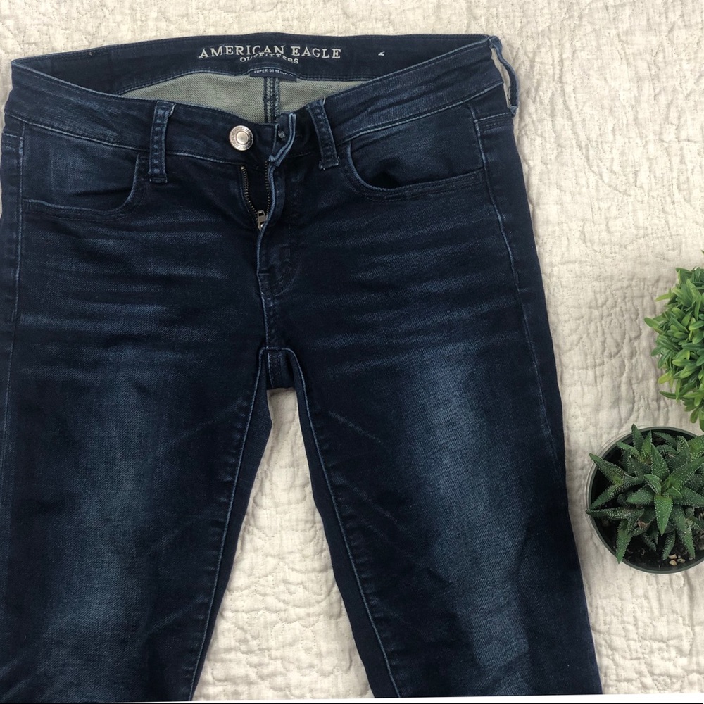 American Eagle mid/low rise dark wash skinny jeans